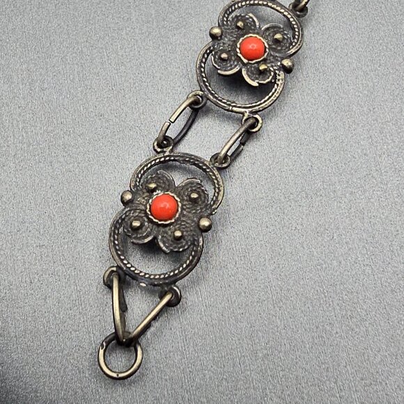 Antique 800 Silver Floral Link Bracelet 7.25" Red Coral Accents *48 DA Hallmark - Picture 3 of 15